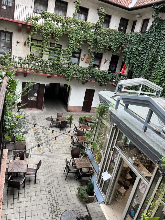 Wiener Garden Győr Eksteriør billede